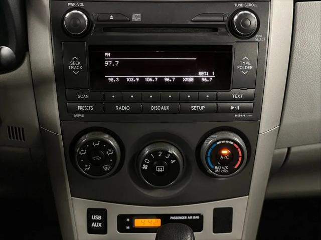 2011 Toyota Corolla LE