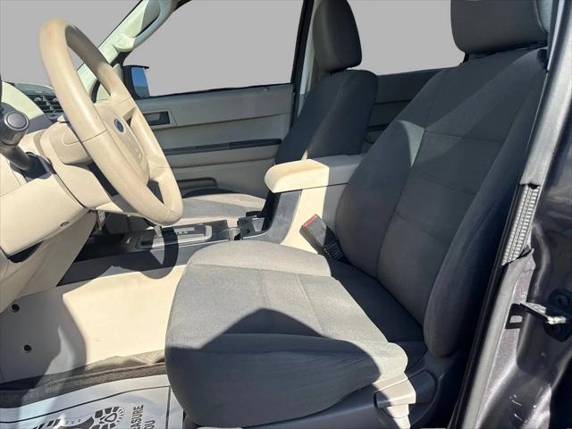 2010 Ford Escape XLS