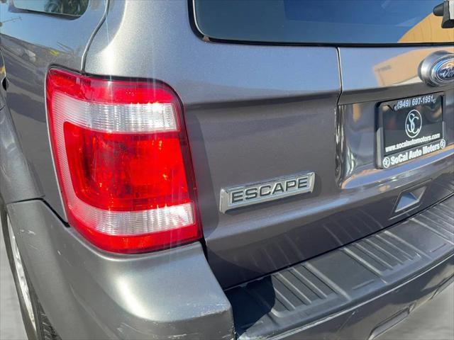 2010 Ford Escape XLS