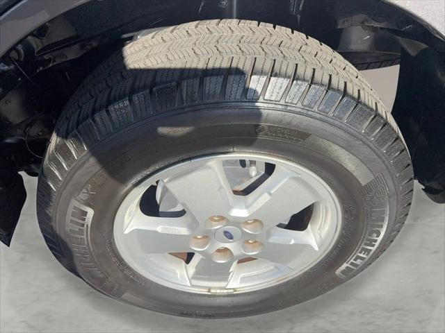 2010 Ford Escape XLS