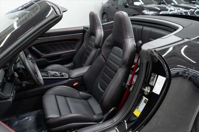 2025 Porsche 911 Carrera 4 GTS Cabriolet