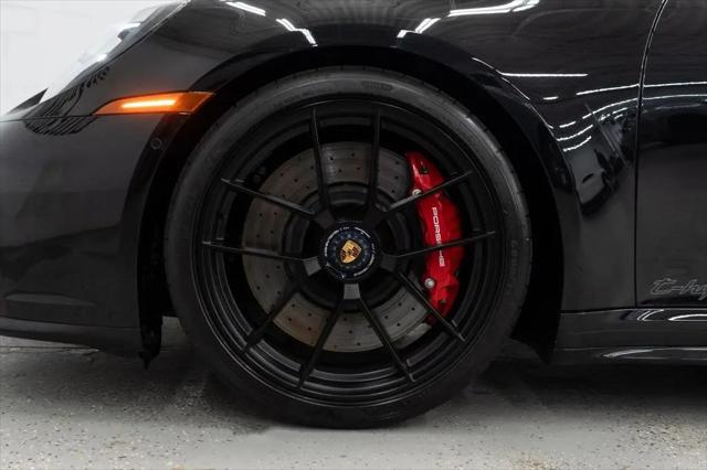2025 Porsche 911 Carrera 4 GTS Cabriolet