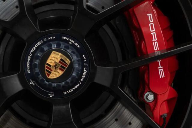 2025 Porsche 911 Carrera 4 GTS Cabriolet