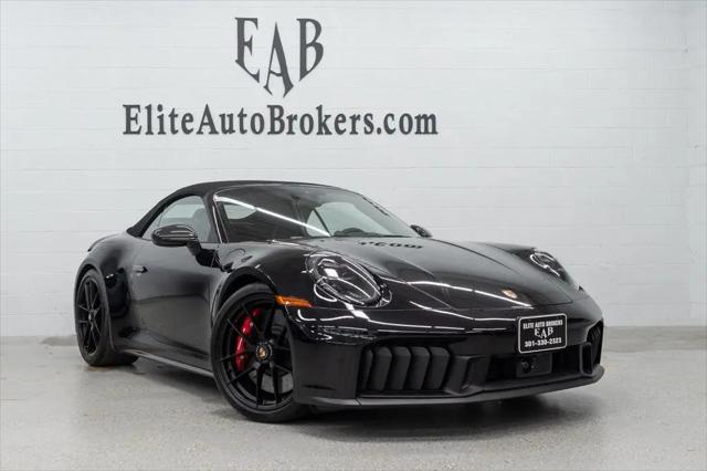2025 Porsche 911 Carrera 4 GTS Cabriolet