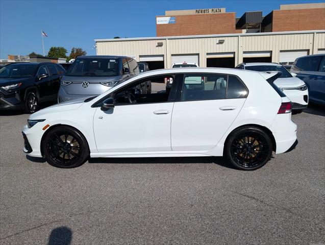 2025 Volkswagen Golf R 2.0T Black Edition