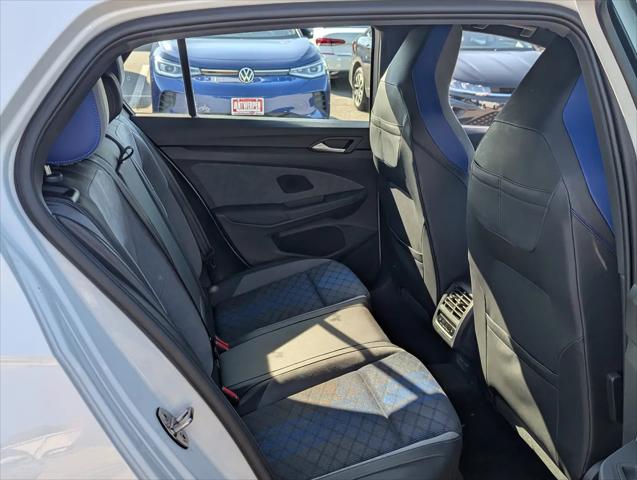 2025 Volkswagen Golf R 2.0T Black Edition