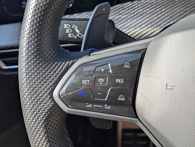 2025 Volkswagen Golf R 2.0T Black Edition