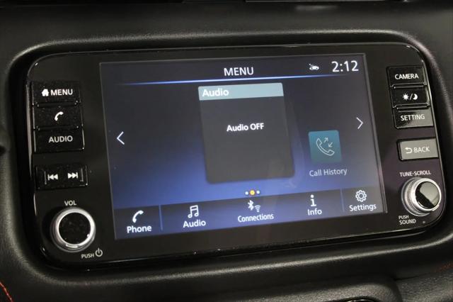 2024 Nissan Kicks SR Xtronic CVT