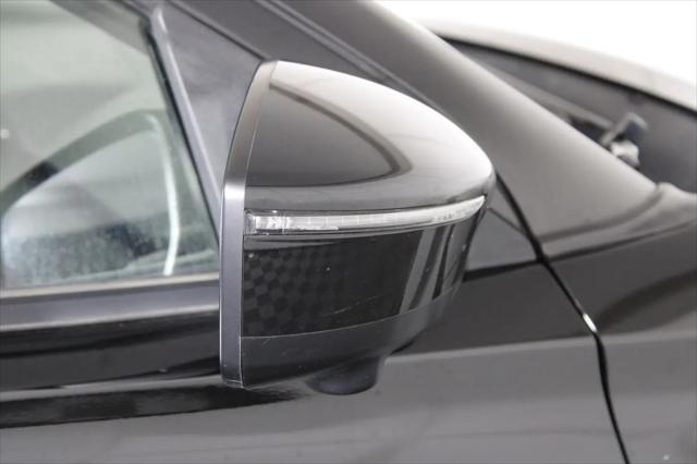 2024 Nissan Kicks SR Xtronic CVT