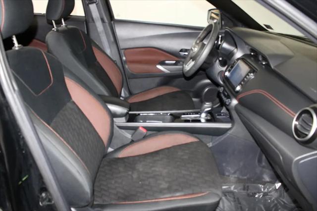2024 Nissan Kicks SR Xtronic CVT