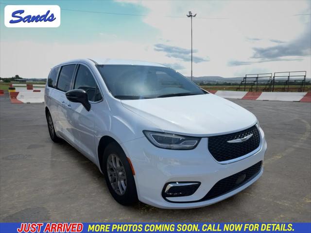 2024 Chrysler Pacifica Touring L for sale in Surprise, AZ