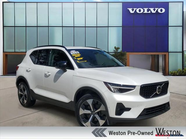 2024 Volvo XC40 B5 Plus Dark Theme for sale in Davie, FL