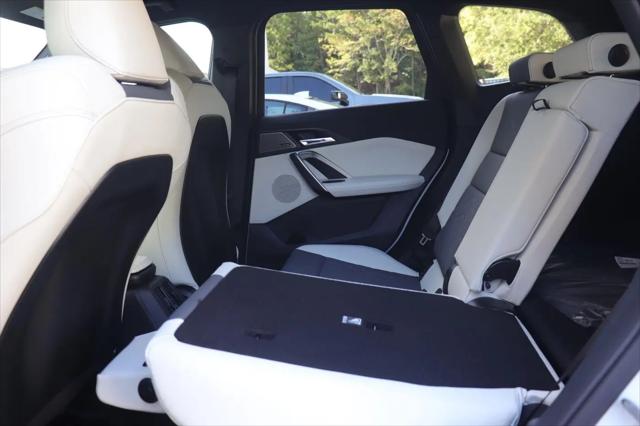 2027 BMW X1 xDrive28i