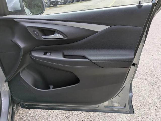 2026 Buick NV Preferred FWD