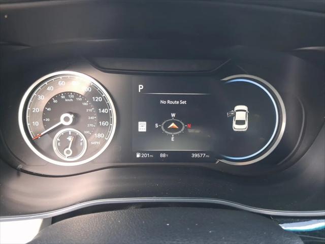 2025 Genesis G70 2.5T RWD