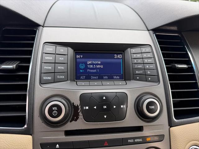 2017 Ford Taurus SE