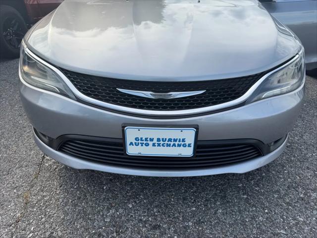 2016 Chrysler 200 LX