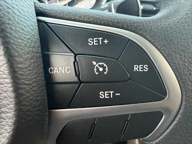 2016 Chrysler 200 LX