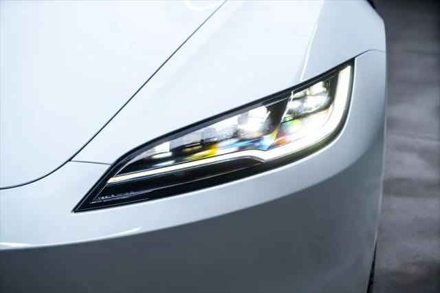 2026 Tesla Model 3 Premium Rear-Wheel Drive