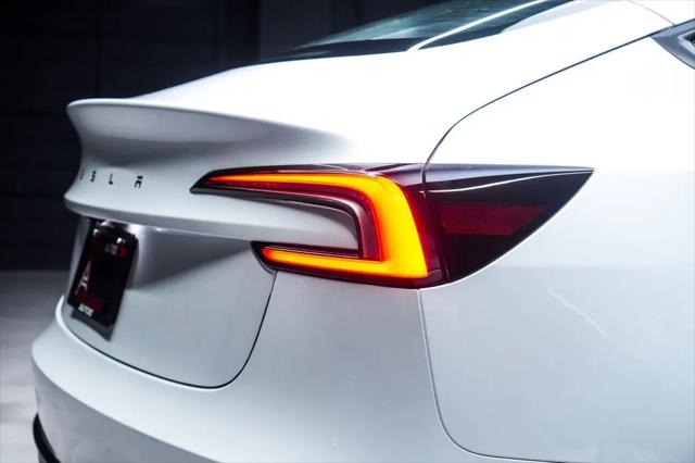 2026 Tesla Model 3 Premium Rear-Wheel Drive