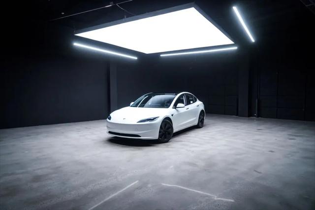 2026 Tesla Model 3 Premium Rear-Wheel Drive