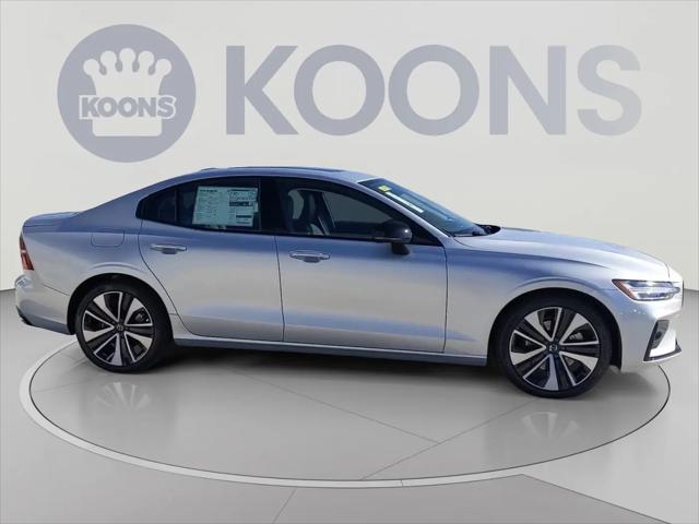 2022 Volvo S60 Momentum