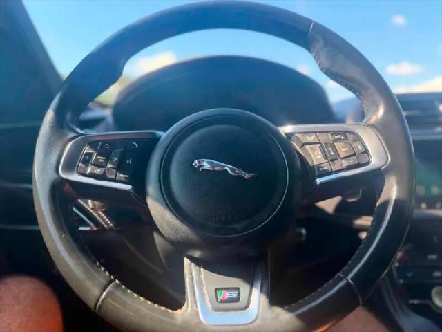2018 Jaguar F-PACE S