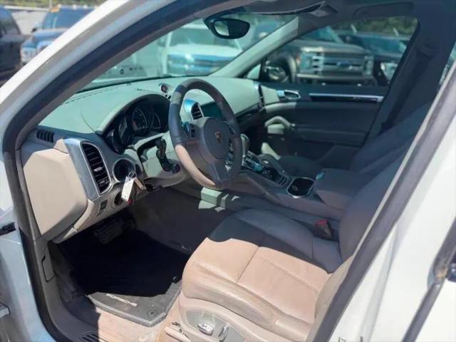 2013 Porsche Cayenne Cayenne