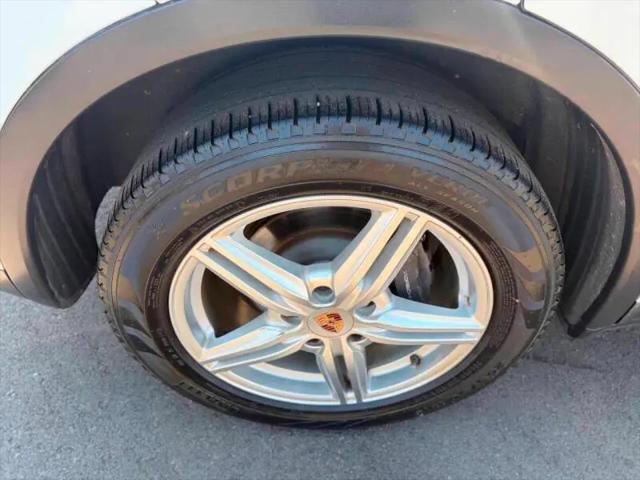 2013 Porsche Cayenne Cayenne