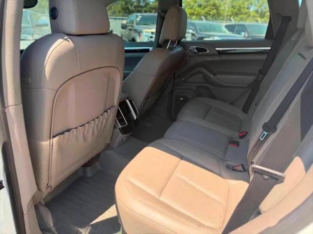 2013 Porsche Cayenne Cayenne