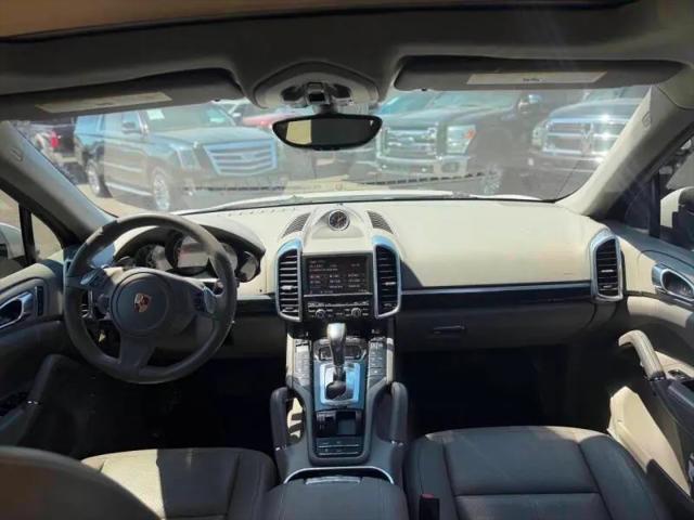 2013 Porsche Cayenne Cayenne