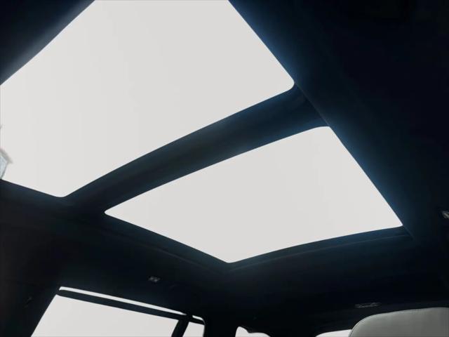 2021 BMW X7 M50i