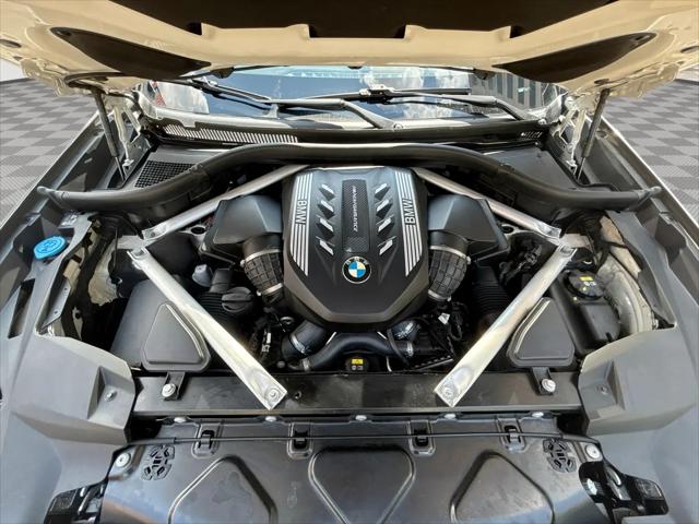 2021 BMW X7 M50i