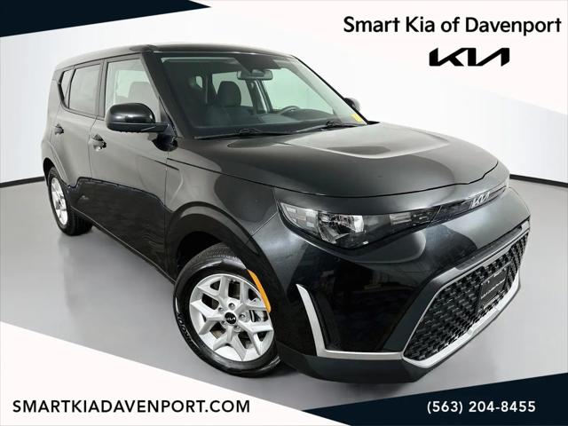 2025 Kia Soul LX for sale in Davenport, IA