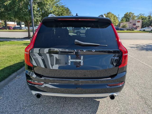 2018 Volvo XC90 T5 Momentum