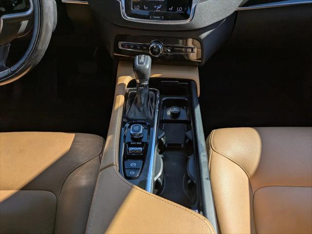 2018 Volvo XC90 T5 Momentum