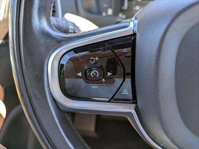 2018 Volvo XC90 T5 Momentum