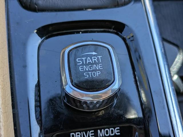2018 Volvo XC90 T5 Momentum