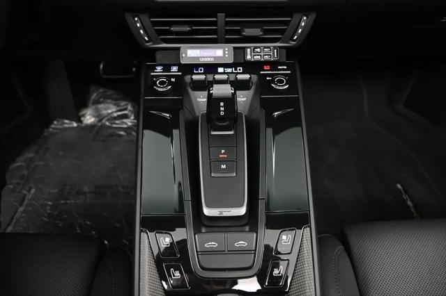 2026 Porsche 911 Targa 4S