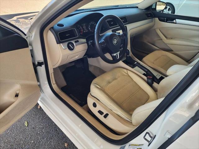 2012 Volkswagen Passat 2.5L SE