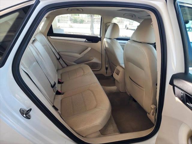 2012 Volkswagen Passat 2.5L SE