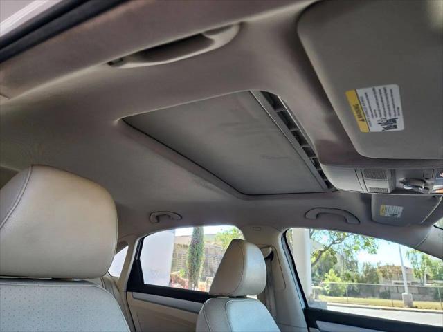 2012 Volkswagen Passat 2.5L SE