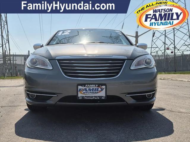 2012 Chrysler 200 Limited