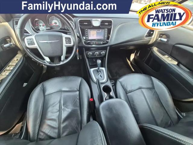 2012 Chrysler 200 Limited