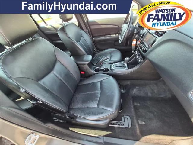 2012 Chrysler 200 Limited