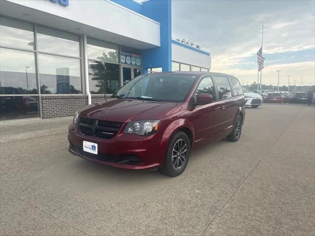 2017 Dodge Grand Caravan SE Plus for sale in Lincoln, NE