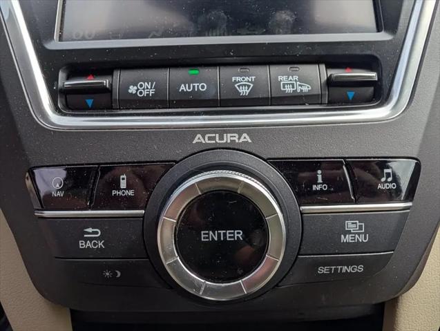 2017 Acura MDX w/Technology Package