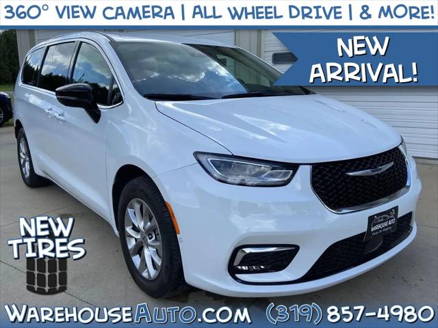 2024 Chrysler Pacifica Touring L AWD for sale in Swisher, IA