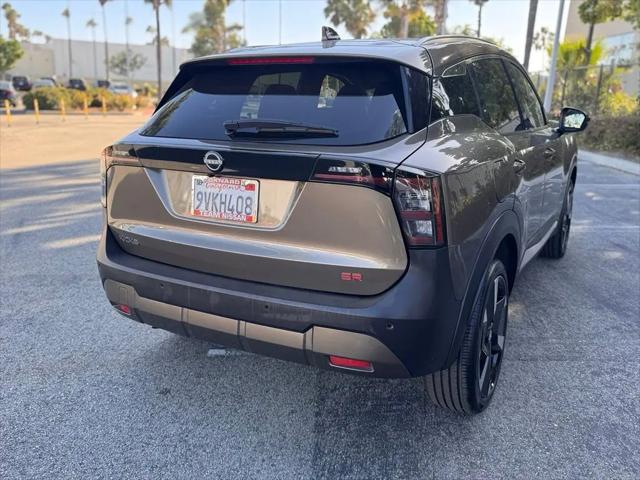2025 Nissan Kicks SR FWD
