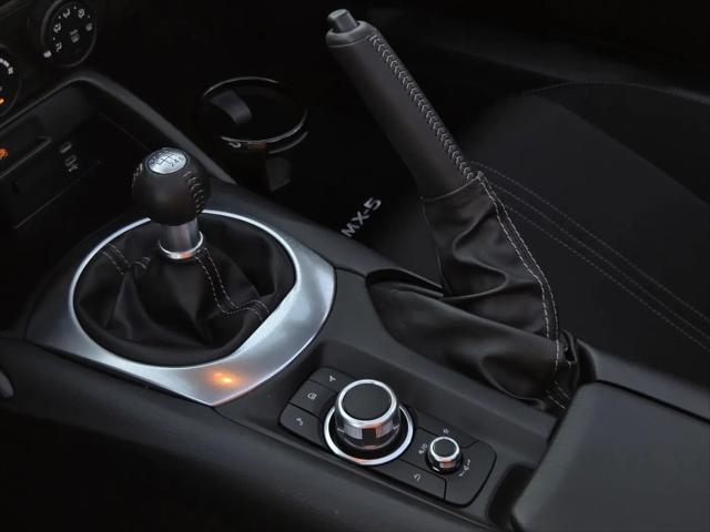 2026 Mazda MX-5 Sport